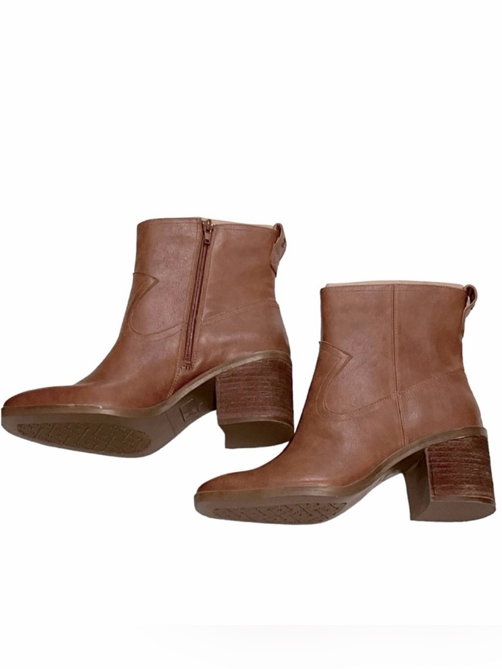 Zodiac Lovie Boot Size 8 Color Cognac NIB